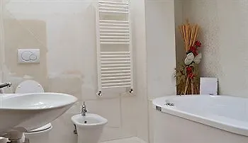 Agriturismo La Dolce Collina * 폴로니카